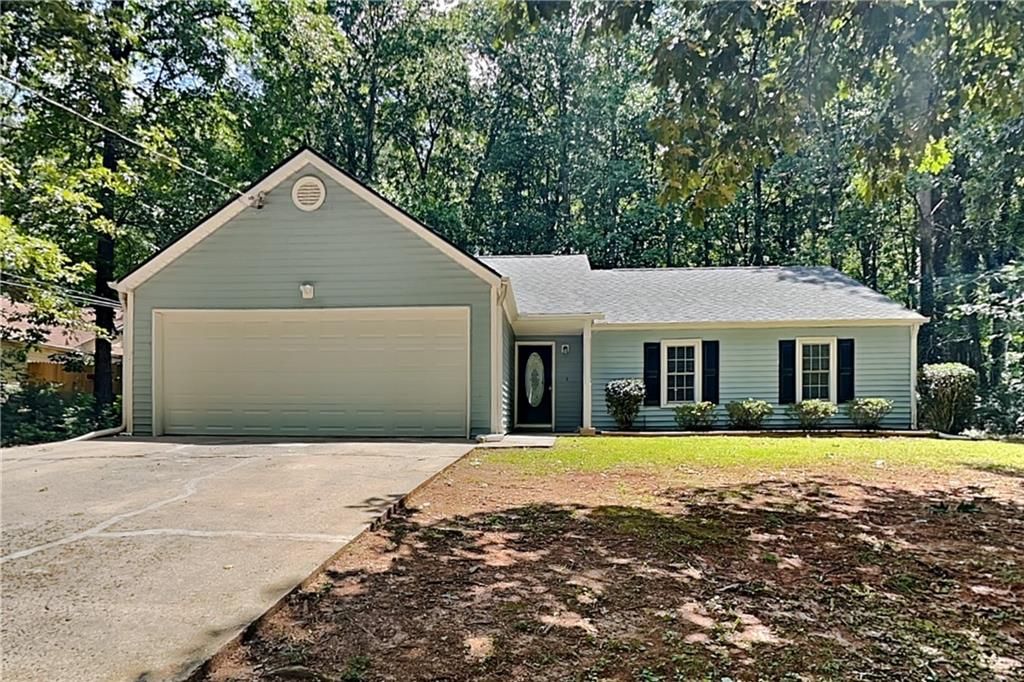 213 Brolley Woods Drive, Woodstock, GA 30189