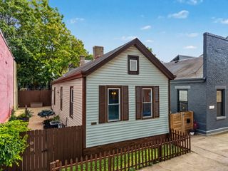 834 Perry Street, Covington, KY 41011