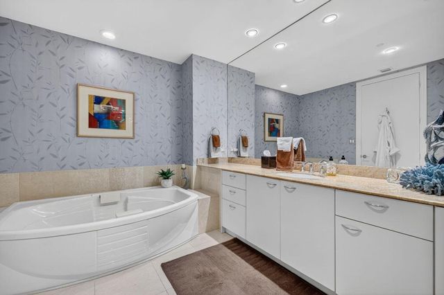 1600 S Ocean Blvd Ph MPH2, Pompano Beach, FL 33062