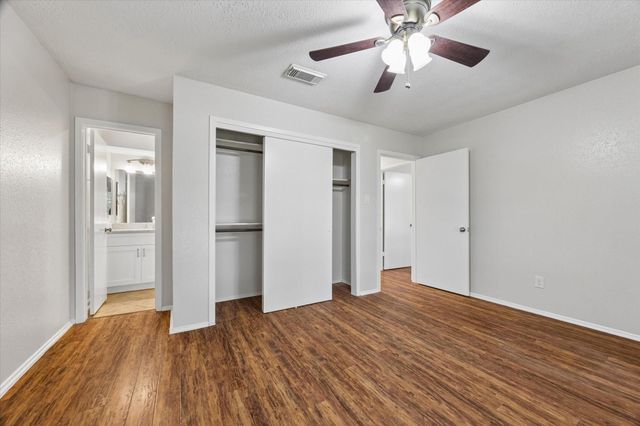 17134 Barcelona Drive, Friendswood, TX 77546
