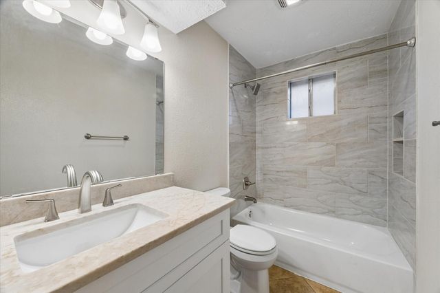 17134 Barcelona Drive, Friendswood, TX 77546