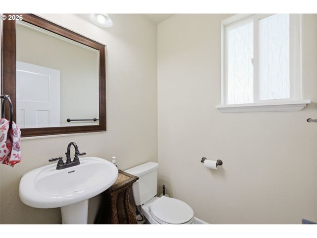 1798 ALLEA Dr, Eugene, OR 97404