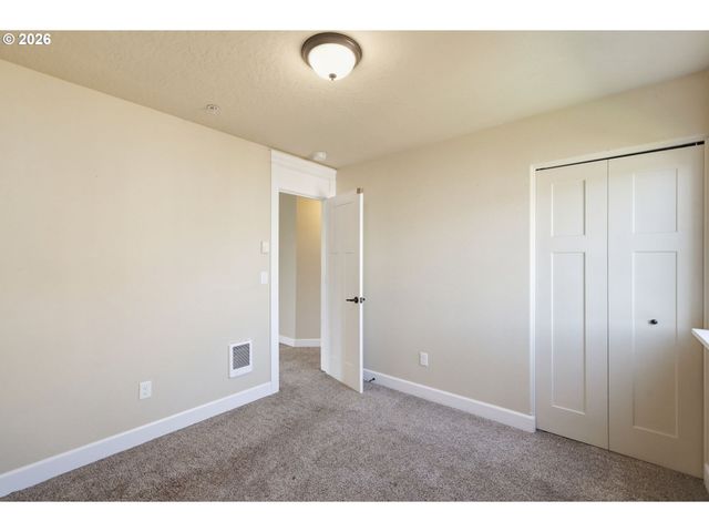 1798 ALLEA Dr, Eugene, OR 97404