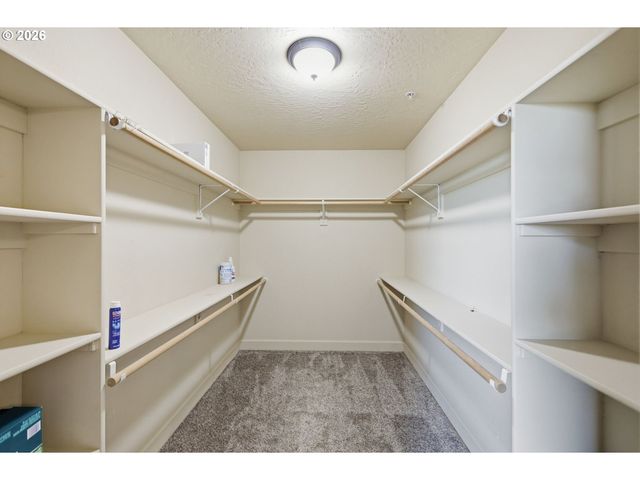 1798 ALLEA Dr, Eugene, OR 97404