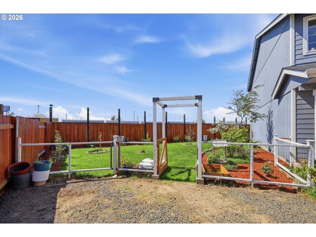 1798 ALLEA Dr, Eugene, OR 97404