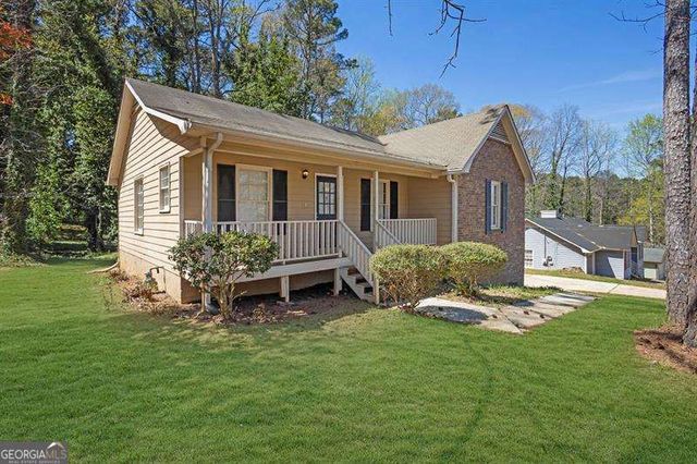 8633 Hilltop Road, Jonesboro, GA 30236