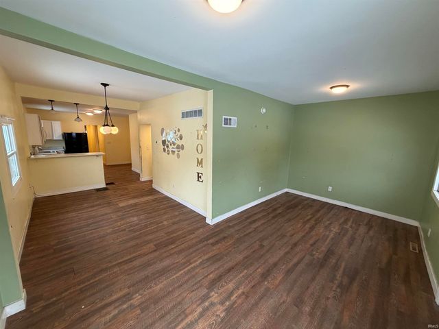 1213 Hudson Street, Elkhart, IN 46516