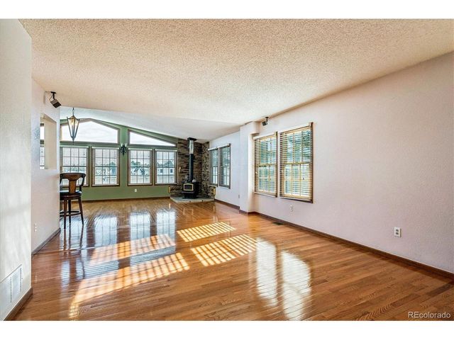 8230 S Ogden Cir, Littleton, CO 80122