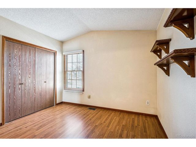 8230 S Ogden Cir, Littleton, CO 80122