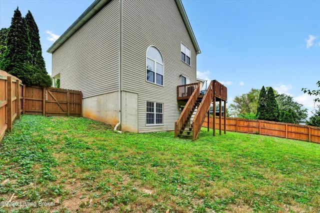 11415 Catalpa View Ct, Louisville, KY 40299