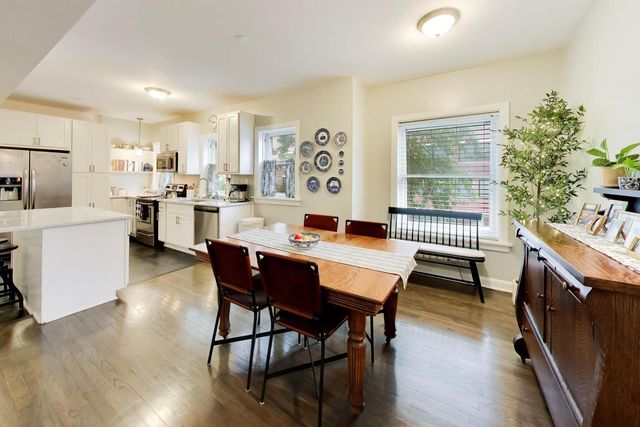 955 W Carmen Avenue 2B, Chicago, IL 60640