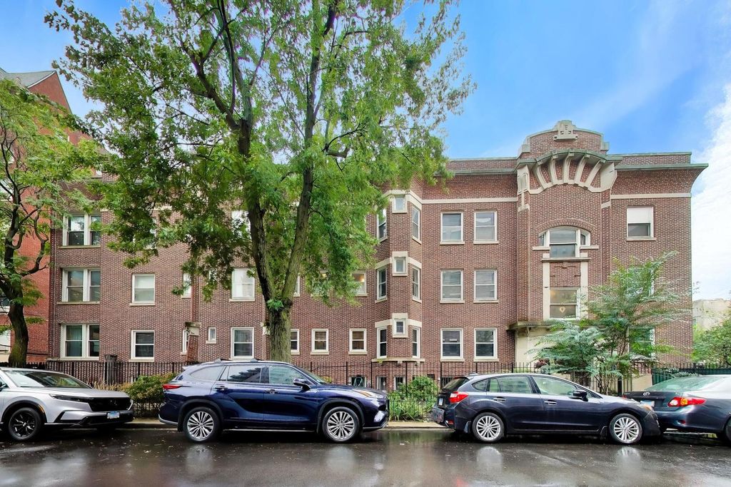 955 W Carmen Avenue 2B, Chicago, IL 60640
