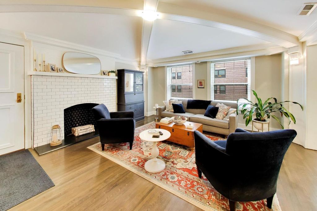 955 W Carmen Avenue 2B, Chicago, IL 60640 — photo 4