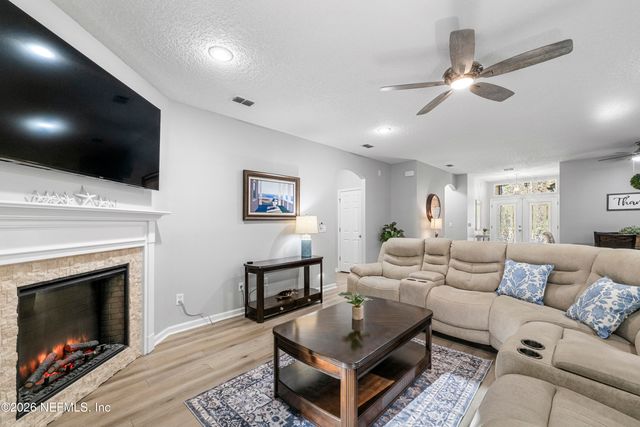 79599 PLUMMERS CREEK Drive, Yulee, FL 32097