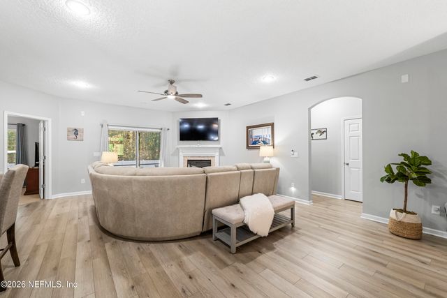 79599 PLUMMERS CREEK Drive, Yulee, FL 32097