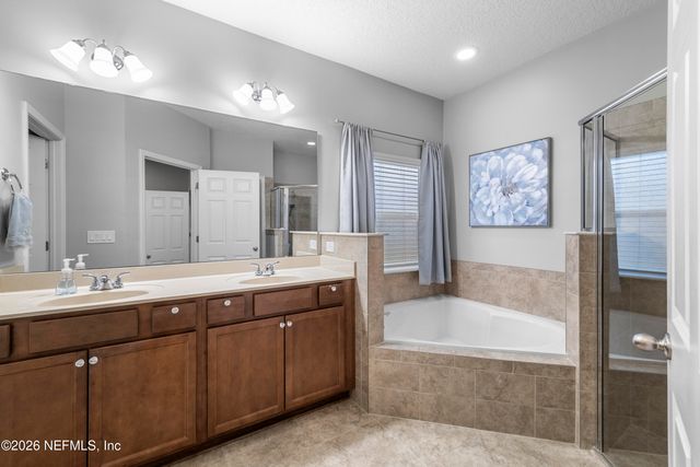 79599 PLUMMERS CREEK Drive, Yulee, FL 32097