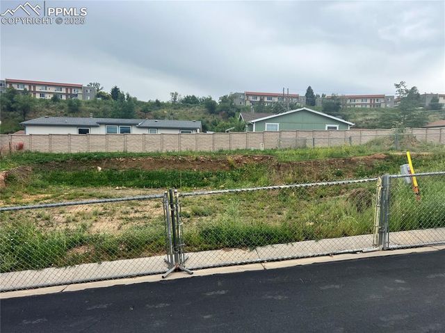 1971 Lone Willow View, Colorado Springs, CO 80904