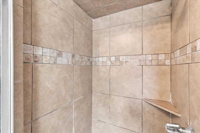 403 E Huitt Lane, Euless, TX 76040