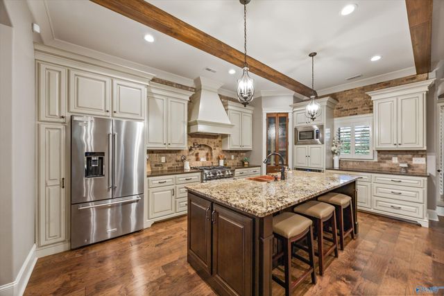 23696 Piney Creek Drive, Athens, AL 35613