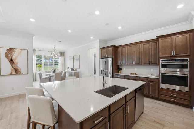 732 Hookline Circle, Loxahatchee, FL 33470