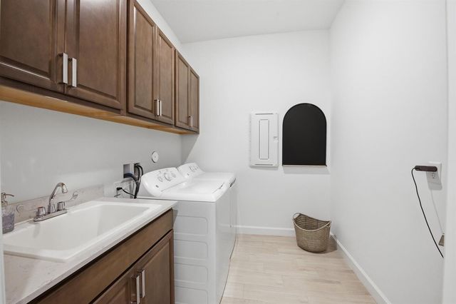 732 Hookline Circle, Loxahatchee, FL 33470