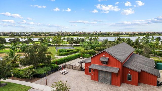 732 Hookline Circle, Loxahatchee, FL 33470