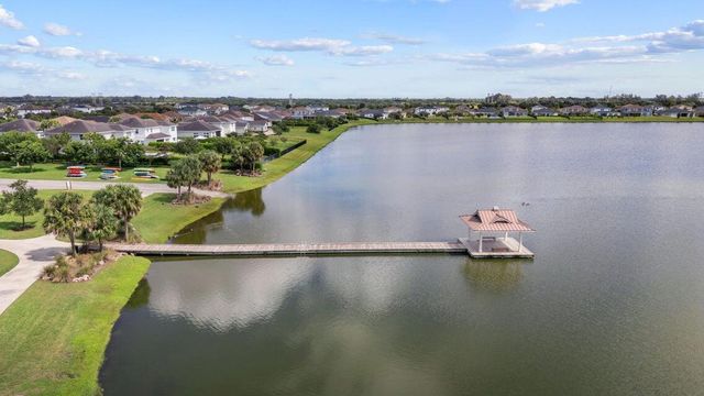 732 Hookline Circle, Loxahatchee, FL 33470