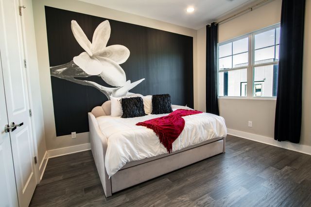 1411 Napoleon St, Nashville, TN 37207