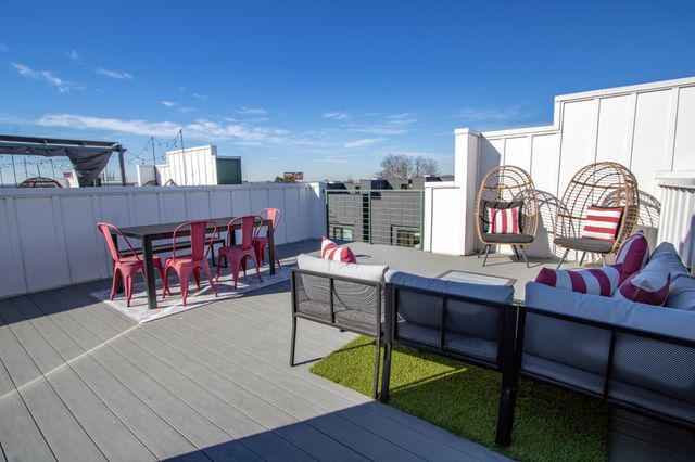 1411 Napoleon St, Nashville, TN 37207