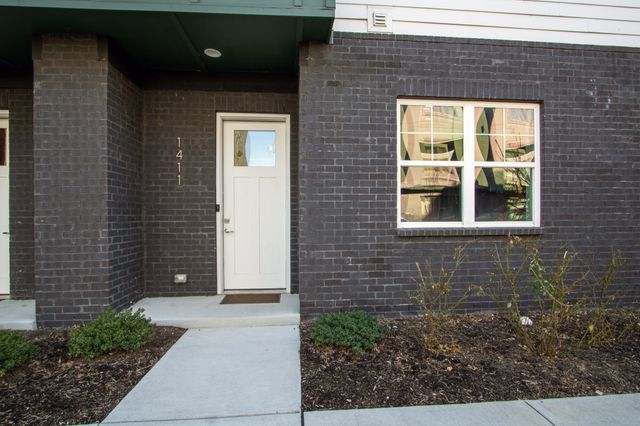 1411 Napoleon St, Nashville, TN 37207