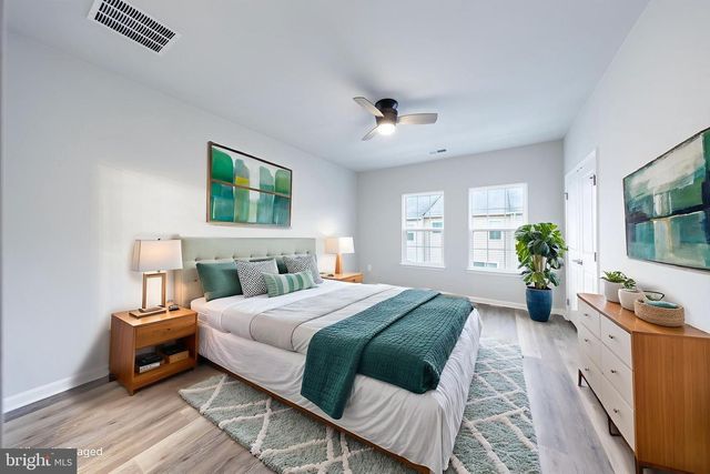 322 ROLLING VALLEY DR, Fredericksburg, VA 22405