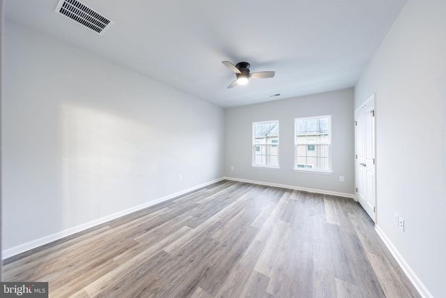 322 ROLLING VALLEY DR, Fredericksburg, VA 22405