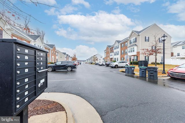 322 ROLLING VALLEY DR, Fredericksburg, VA 22405