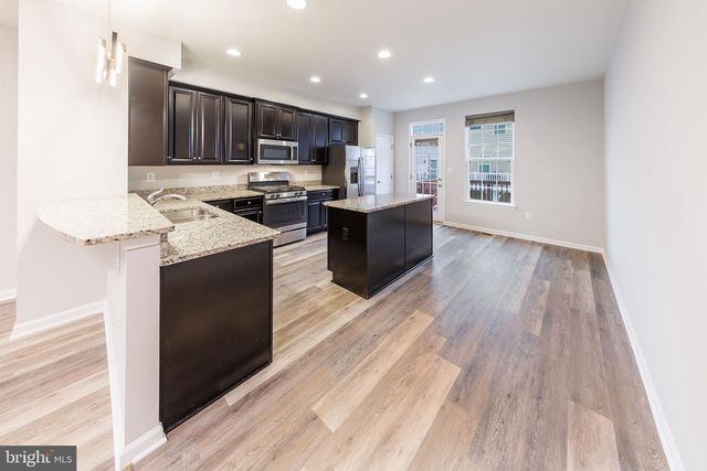 322 ROLLING VALLEY DR, Fredericksburg, VA 22405