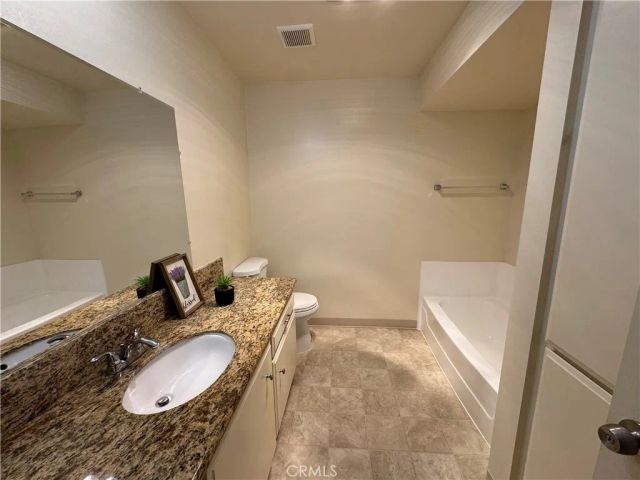 330 W California Boulevard 203, Pasadena, CA 91105