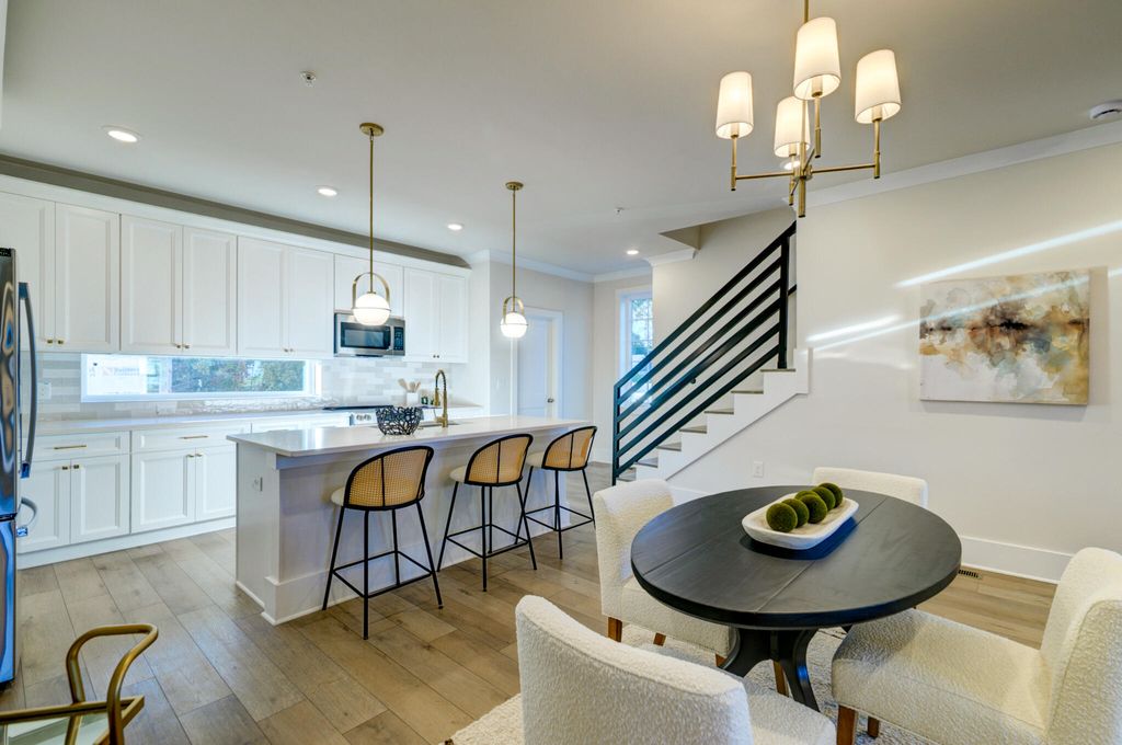 1150 Valdosta Street Unit 304, North Charleston, SC 29405