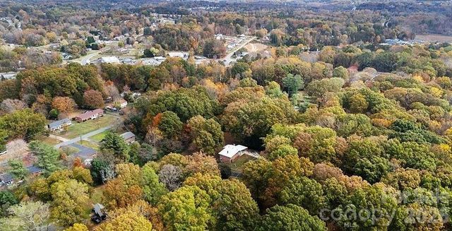 3743 Crosland Road, Winston Salem, NC 27106