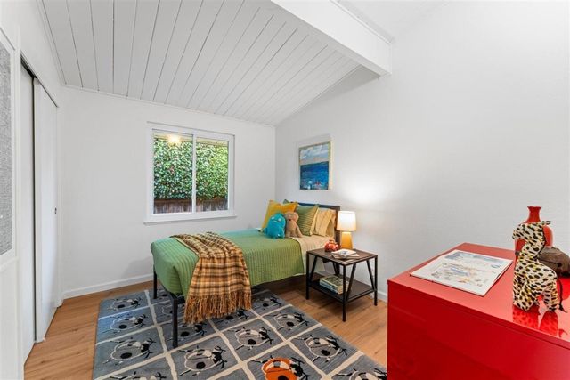 3266 3266 Knowland Ave, Oakland, CA 94619