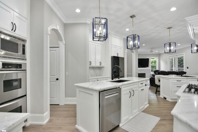 24 Rolleston Drive, Greenville, SC 29615