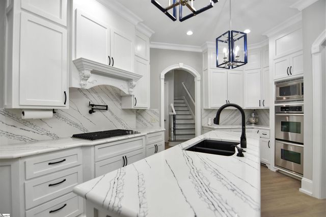 24 Rolleston Drive, Greenville, SC 29615