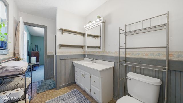 2216 BRENTFIELD Road, Jacksonville, FL 32225