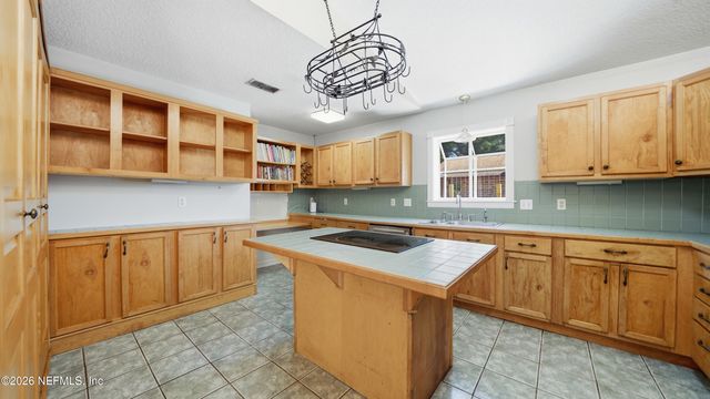 2216 BRENTFIELD Road, Jacksonville, FL 32225