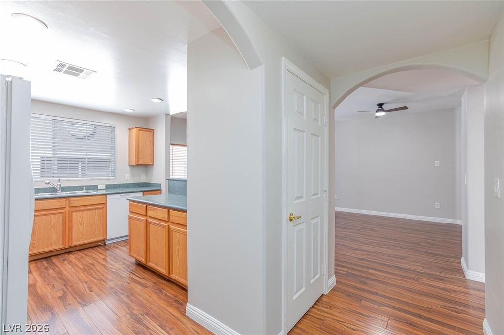 9330 West Maule Avenue 208, Las Vegas, NV 89148 — photo 3