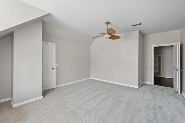 1014 Oak Tree Drive, Fort Worth, TX 76140