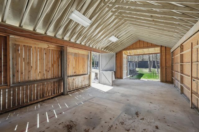 1014 Oak Tree Drive, Fort Worth, TX 76140