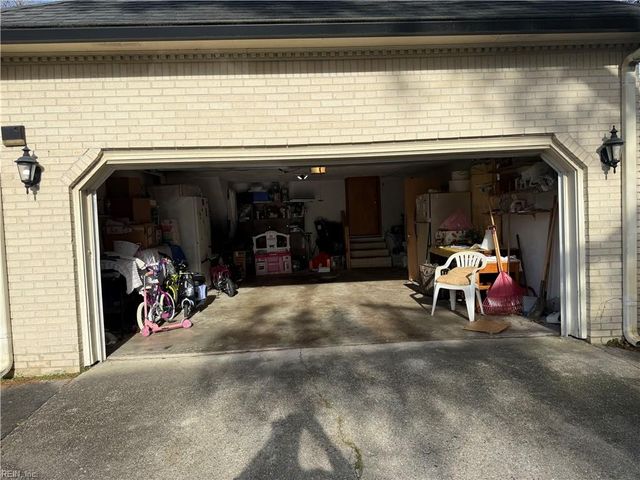 2217 Georgetown BLVD, Chesapeake, VA 23325