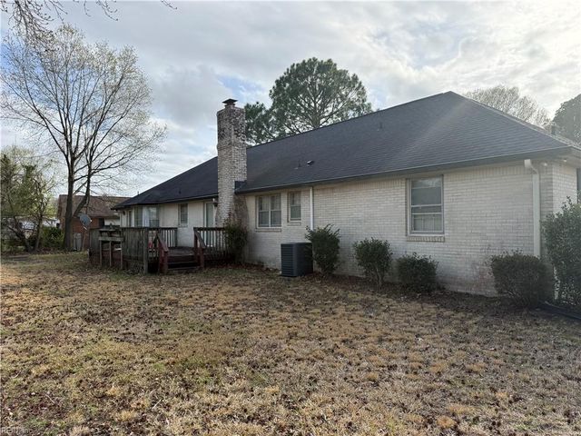 2217 Georgetown BLVD, Chesapeake, VA 23325