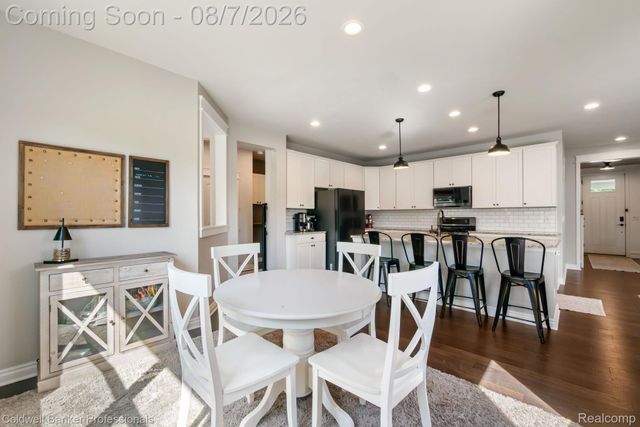 50477 Eisenhower Drive, Canton Charter Township, MI 48188