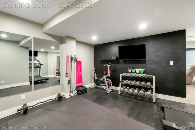 50477 Eisenhower Drive, Canton Charter Township, MI 48188