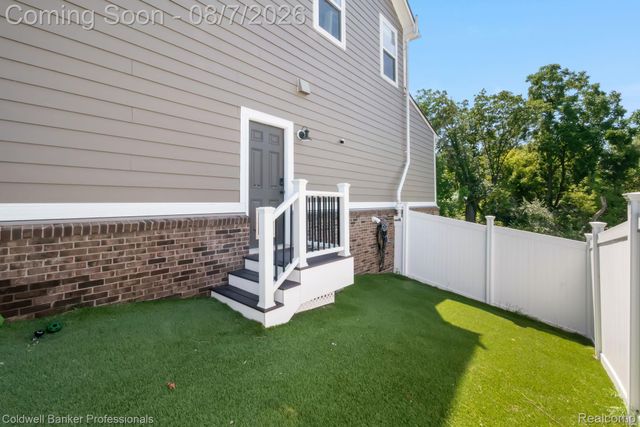 50477 Eisenhower Drive, Canton Charter Township, MI 48188